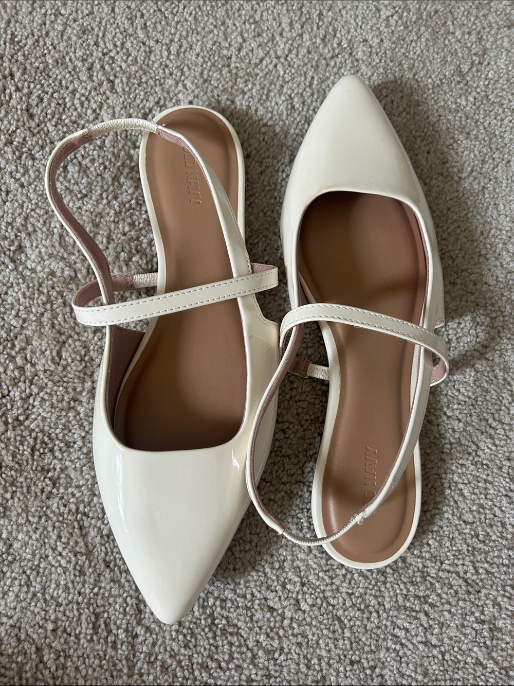 Old Navy Cream Pointed Toe Slingback Flats with Thin Straps